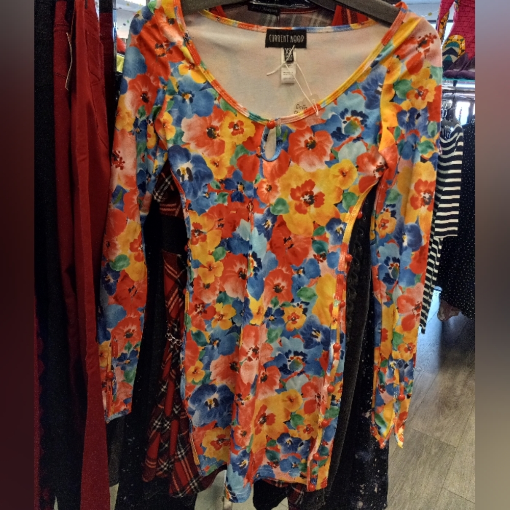 Super sexy watercolor floral side cut out bodycon mini dress w long sleeves